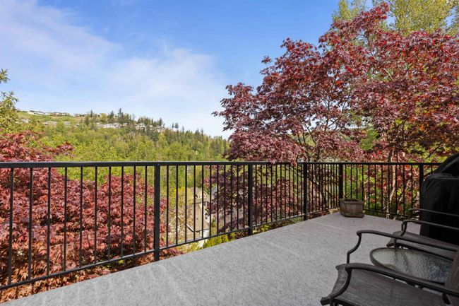 35839 Eaglecrest Drive, House other with 6 bedrooms, 3 bathrooms and null parking in Abbotsford BC | Image 8