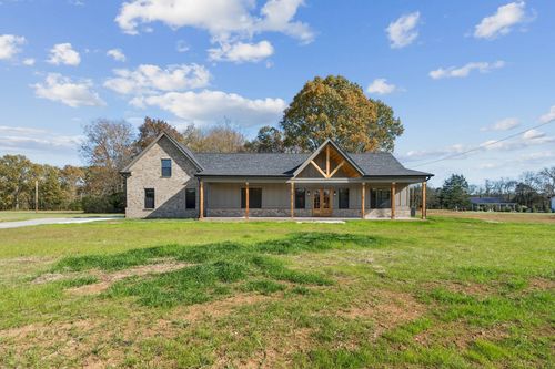 2309 Hunter Rd, Lewisburg, TN, 37091-3686 | Card Image