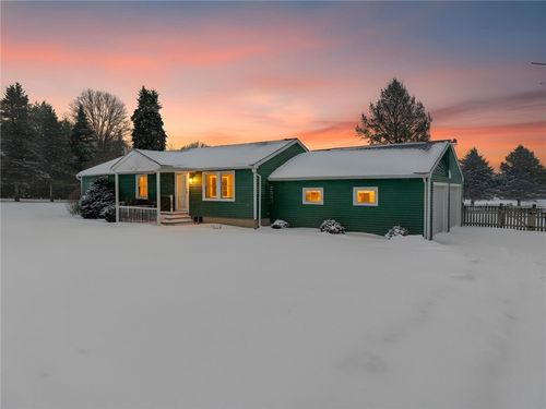 640 Babcock Rd, Tully, NY, 13159-3247 | Card Image