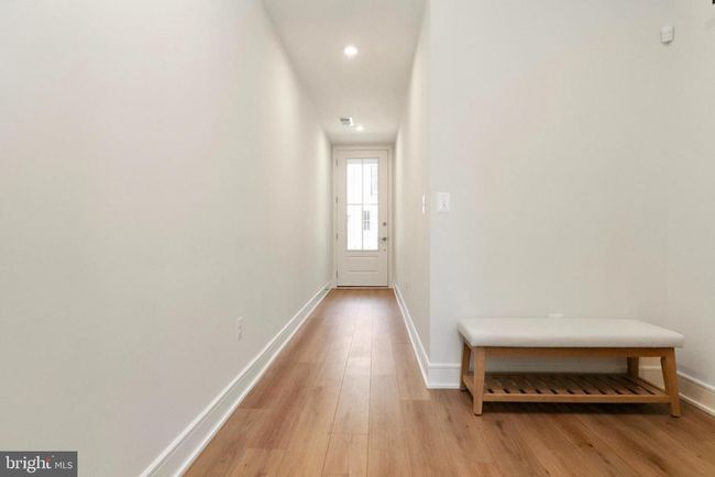 21740 Charing Cross Ter, Townhouse with 3 bedrooms, 4 bathrooms and null parking in BROADLANDS VA | Image 4