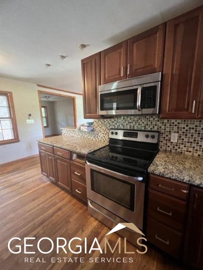 2234 Clifton Springs Mnr, House other with 4 bedrooms, 3 bathrooms and null parking in Decatur GA | Image 4
