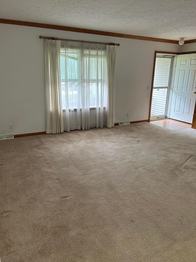 4 Grady Ct, House other with 3 bedrooms, 2 bathrooms and null parking in Coldwater MI | Image 5