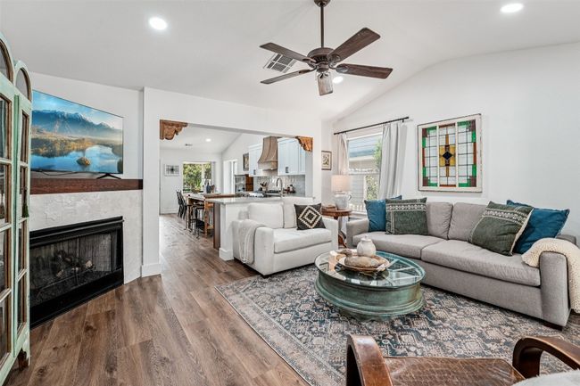 5962 Steiner, House other with 3 bedrooms, 2 bathrooms and 4 parking in Kyle TX | Image 7