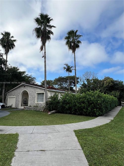 6400 Sw 63rd Ave, South Miami, FL, 33143-3319 | Card Image