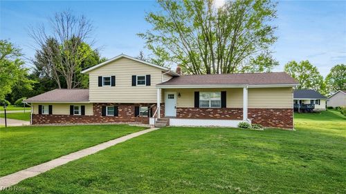 5420 Heritage Dr, Nashport, OH, 43830-9006 | Card Image