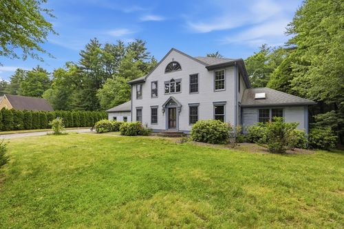 31 Shirley St, Wilbraham, MA, 01095-2033 | Card Image