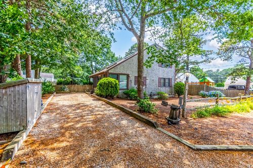 43 Seaspray Dr, East Falmouth, MA, 02536-6471 | Card Image
