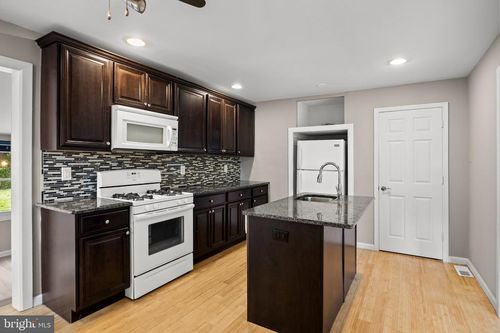 91 Baker Blvd, MARLTON, NJ, 08053-1355 | Card Image