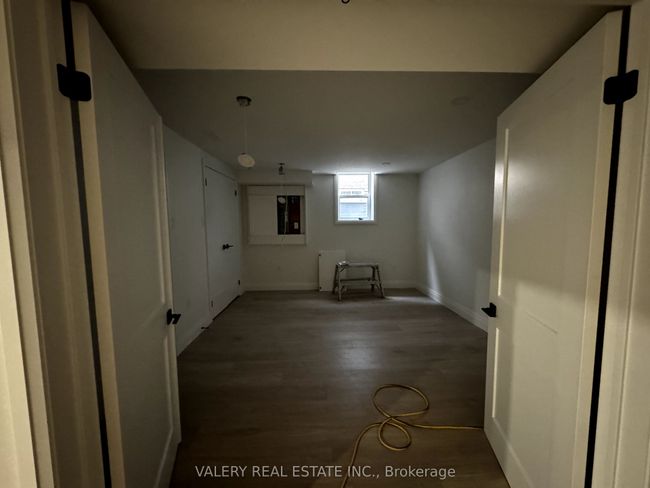 36 Cliff Thompson Crt, House other with 1 bedrooms, 1 bathrooms and 1 parking in Sutton West ON | Image 4