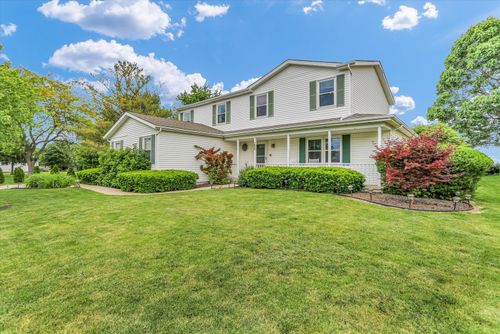 1930 Berkshire Gardens Cc Ln, Normal, IL, 61761-5201 | Card Image