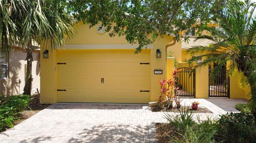 2502 Palm Tree Dr, POINCIANA, FL, 34759-4086 | Card Image