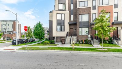 1 - 161 Frederick Tisdale Dr, Condo with 2 bedrooms, 2 bathrooms and 1 parking in North York ON | Image 3