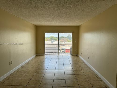 302-3710 Nw 21st St, Lauderdale Lakes, FL, 33311-3108 | Card Image