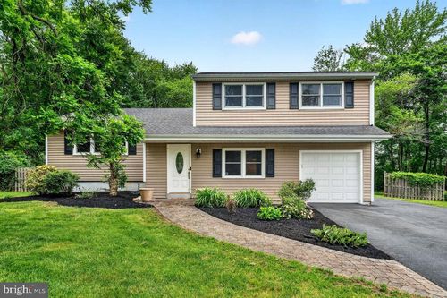 14 Windsor Dr, Princeton Junction, NJ, 08550-1630 | Card Image