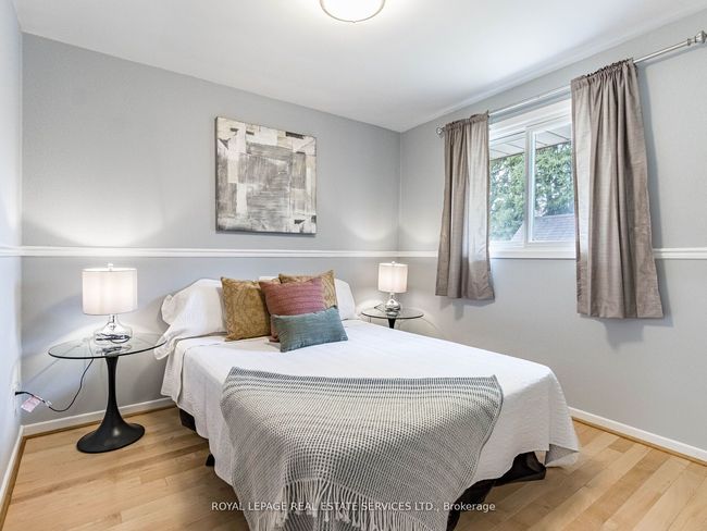 231 Elizabeth St S, House other with 6 bedrooms, 5 bathrooms and 4 parking in Brampton ON | Image 19