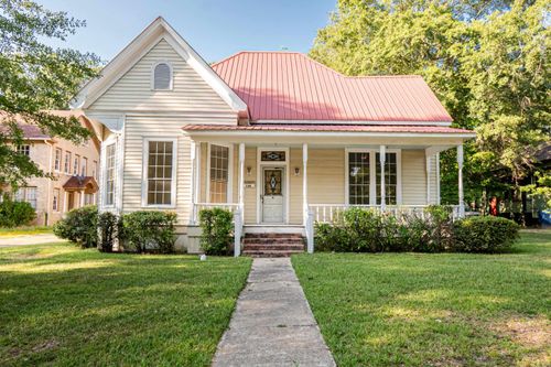 734 W Washington St, Camden, AR, 71701-3378 | Card Image