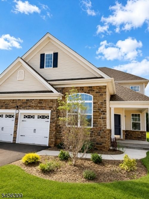 12 Spratt Ct, Hillsborough, NJ, 08844-4579 | Card Image