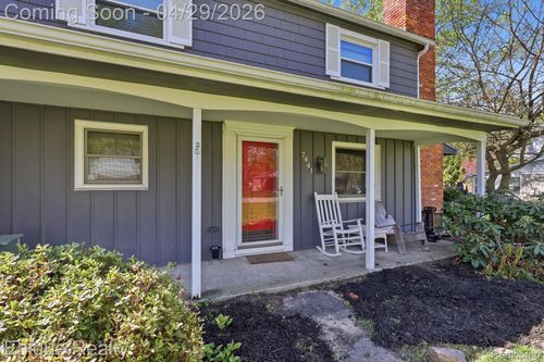 7441 Honeysuckle Rd, West Bloomfield, MI, 48324-2430 | Card Image