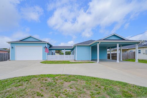 1011 &amp; 1015 S Church, Rockport, TX, 78382 | Card Image