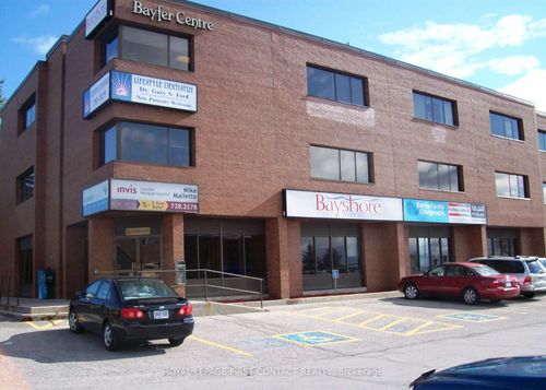 200-11 Ferris Lane, Barrie, ON, L4M5N6 | Card Image