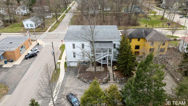 86 W Center St, Home with 0 bedrooms, 2 bathrooms and 5 parking in Douglas MI | Image 7