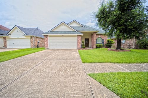 8003 Beech Park Ln, Houston, TX, 77083-6460 | Card Image