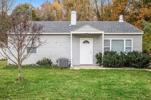 822 Shumway Avenue, Portage, MI, 49002 | Card Image