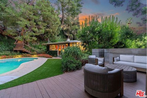 8581 Appian Way, Los Angeles, CA, 90046-7728 | Card Image