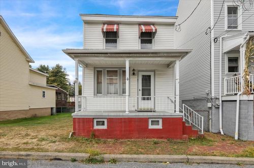 51 Washington St, MIDDLEPORT, PA, 17953-2200 | Card Image