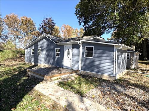 134 Essie St, Darlington, PA, 16115-1924 | Card Image