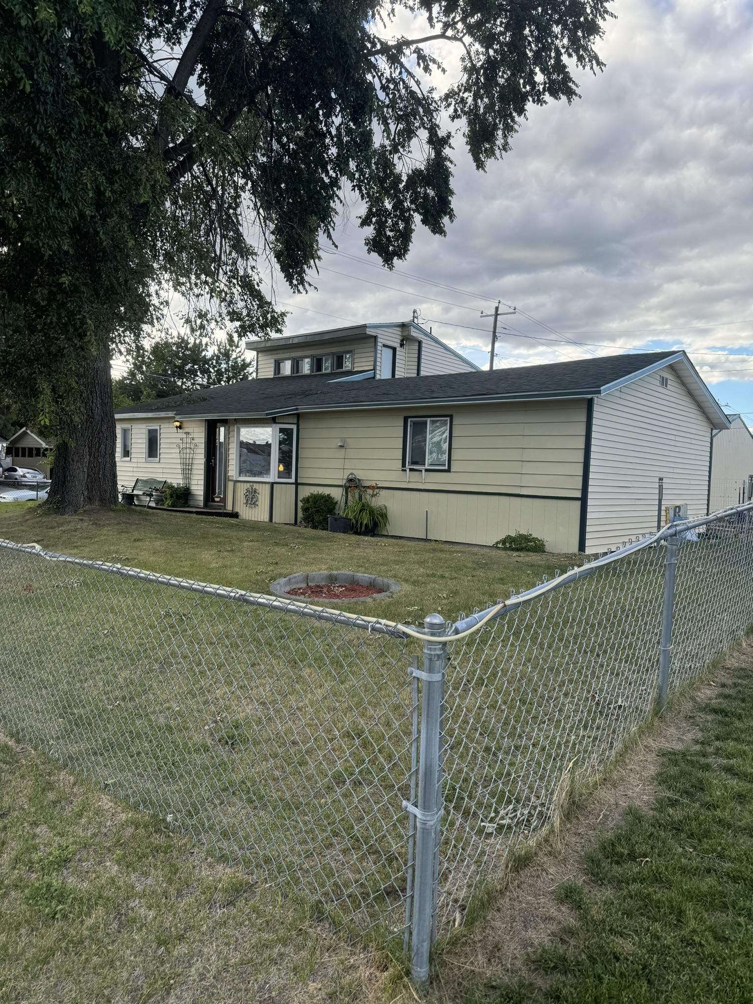 Columbia Ave, Spokane, WA 99205