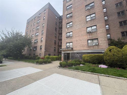 1l-31-90 140th St, Flushing, NY, 11354-2141 | Card Image