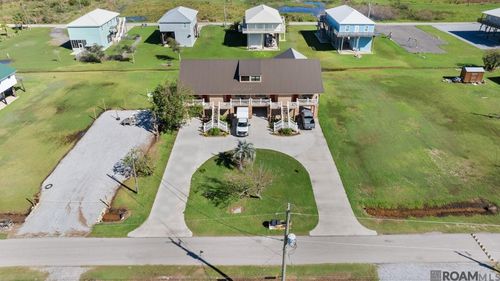 164 Cypress Ln, Grand Isle, LA, 70358-9653 | Card Image