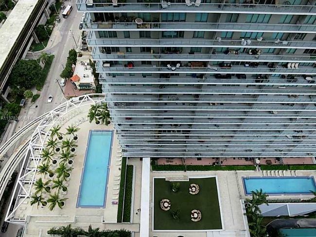 2303-S - 79 Sw 12 Th St, Condo with 2 bedrooms, 2 bathrooms and null parking in Miami FL | Image 23