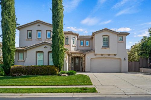 3210 Lori Ct, Roseville, CA, 95747-9146 | Card Image