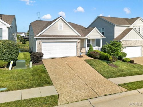 1051 Silo Bend Drive, Wentzville, MO, 63385 | Card Image