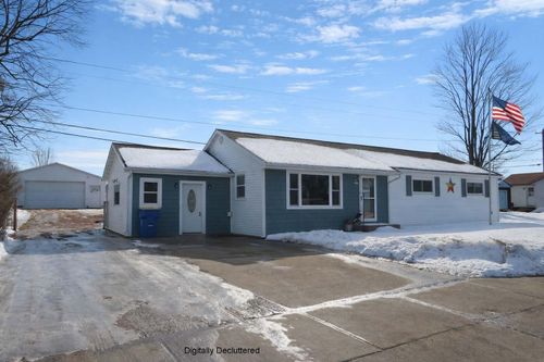 2517 W Main St, Merrill, WI, 54452-3222 | Card Image
