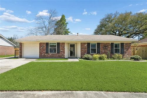 108 Chantilly Ln, Slidell, LA, 70458-1614 | Card Image