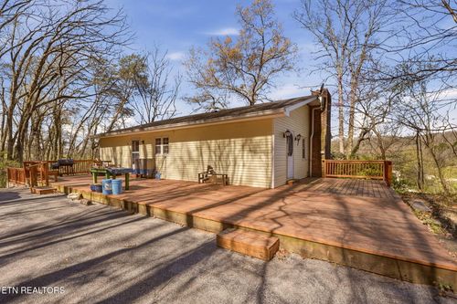 1103 Forest Hill Dr, Harriman, TN, 37748-5037 | Card Image