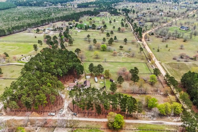 1030 Curb Chain Ln, Home with 2 bedrooms, 3 bathrooms and null parking in Windsor SC | Image 53