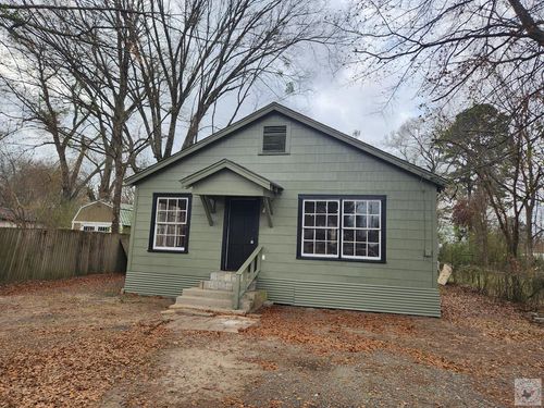 211 E 10th St, Hooks, TX, 75561-5310 | Card Image