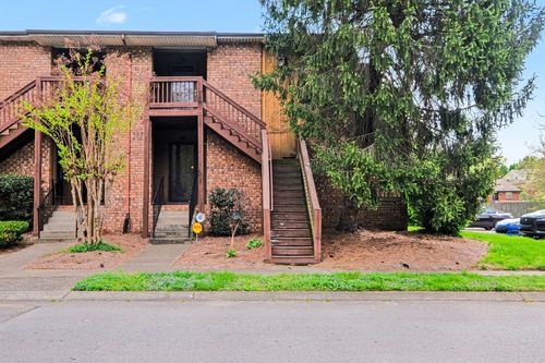 127 Brooke Castle Dr, Hermitage, TN, 37076-1745 | Card Image