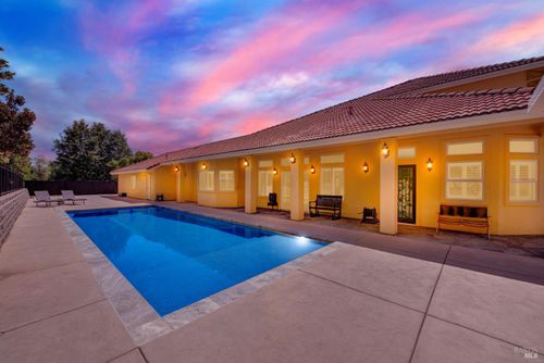 6021 N Vine Street, Vacaville, CA, 95688 | Card Image