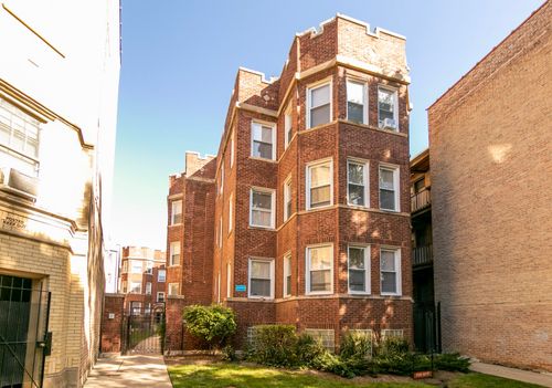 2n-1662 Farwell Ave, Chicago, IL, 60626-3691 | Card Image