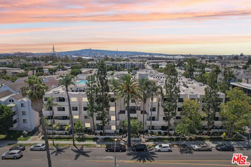 310-535 Magnolia Ave, Long Beach, CA, 90802-2890 | Card Image