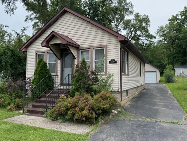 99th St, Trevor, WI 53179