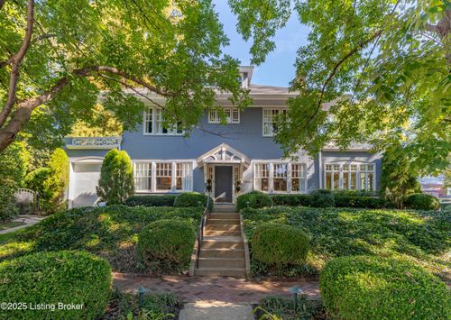 1061 Everett Ave, Louisville, KY, 40204-1215 | Card Image