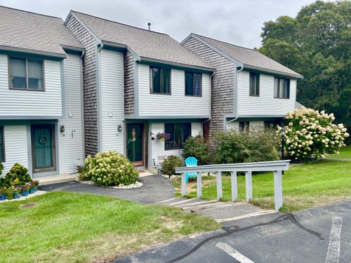 46 Court Way, Brewster, MA, 02631-2924 | Card Image