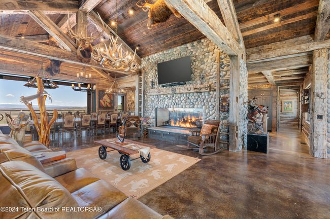 627 Ryegrass Rd, House other with 9 bedrooms, 12 bathrooms and null parking in Daniel WY | Image 7