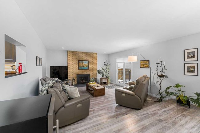 323 Alcott Cres Se, House other with 5 bedrooms, 3 bathrooms and 2 parking in Calgary AB | Image 13